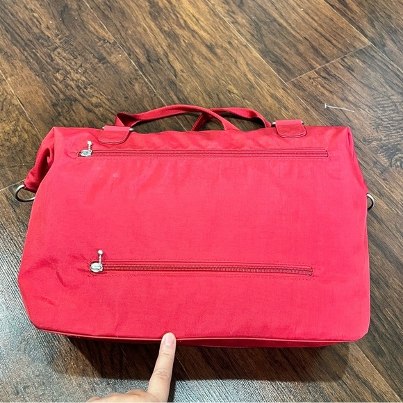 BAGGALLINI laptop travel bag. Red 12”x13” Nylon convertible with many pockets - Picture 11 of 16